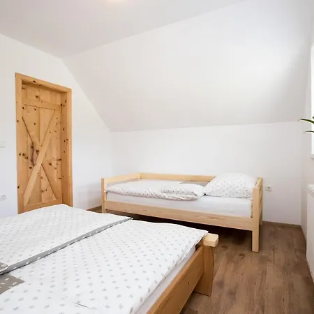 Trisa Апартаменты